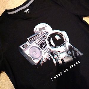 Old Navy Graphic Crew Neck Short Sleeve Tee